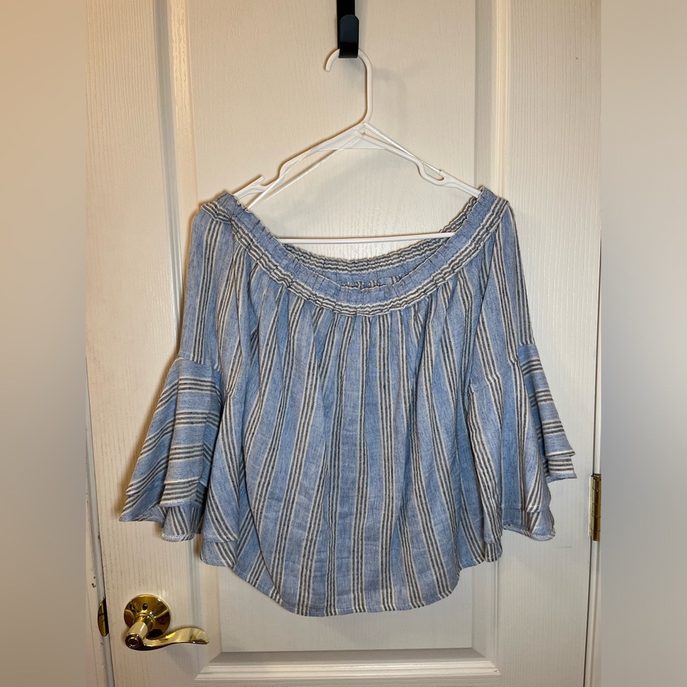 Lucky Brand off the shoulder bell sleeve top